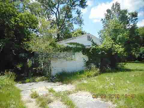 18017 Gilchrist (3)_m.jpg